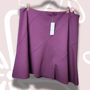 22.$10-L(12)-WHITE HOUSE BLACK MARKET NWT Midi Flare Skirt Burgundy